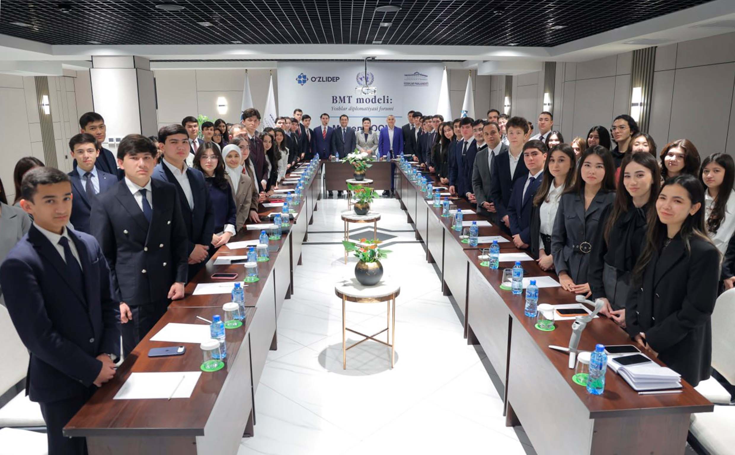 O'zLiDeP tashabbusi: “Yoshlar diplomatiyasi va yetakchilik” forumi yoshlar salohiyatini birlashtirdi